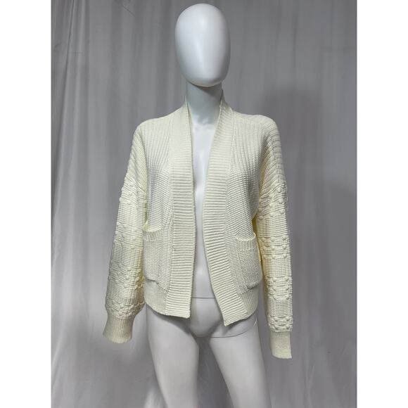 Tuckernuck 'Bobble' White Cardigan Size M - Picture 2 of 5